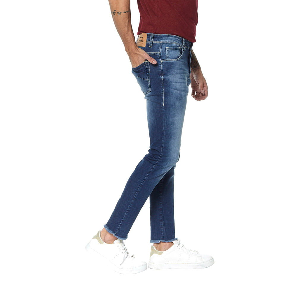 calça masculina denuncia jeans